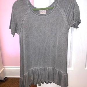 Short Sleeve Ruffled Bottom Tee